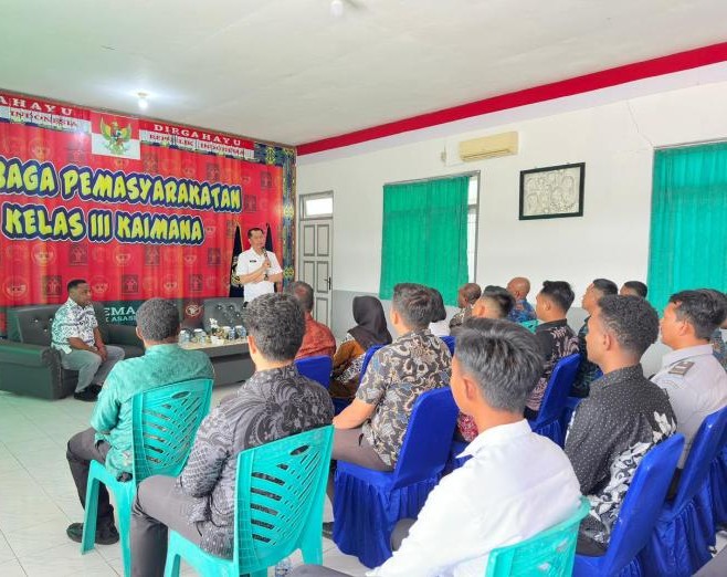 kaimana sambangi.1jpg