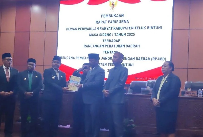perkab teluk bintuni