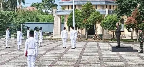 kaimana gelar upacara hari pahlawan1