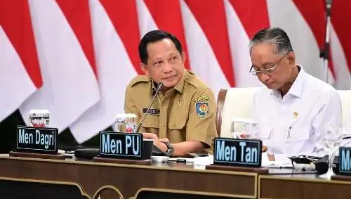 tekankan pentingnya1