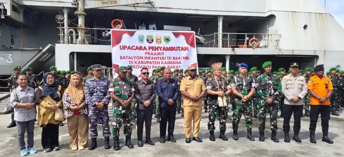 wabup isak waryemsi sambut1